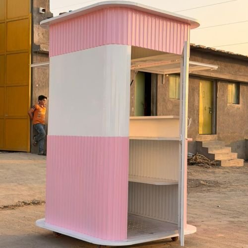 KIOSK AND TRAILERS