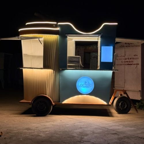KIOSK & TRAILERS